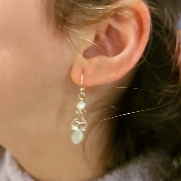 Silver earings - Picture 3 of 5